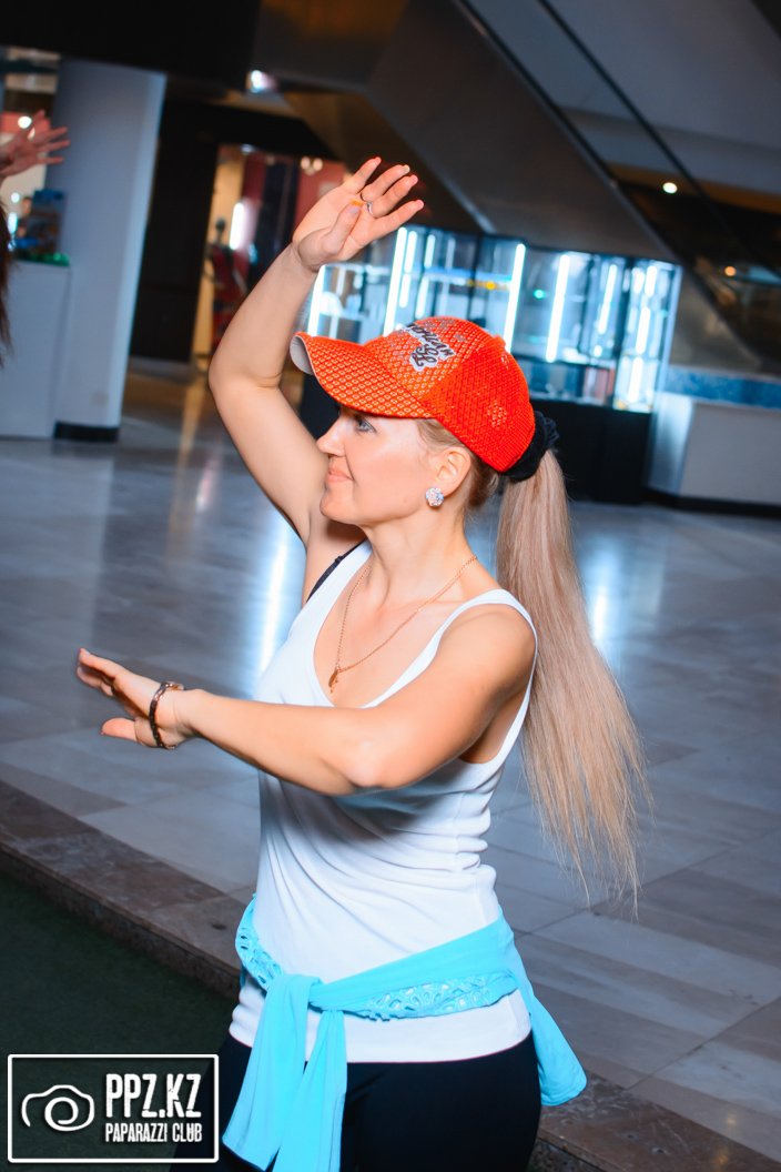 Мастер Класс по танцевальной программе Zumba Астана 09.04.2015 Мастер Класс по танцевальной программе Zumba