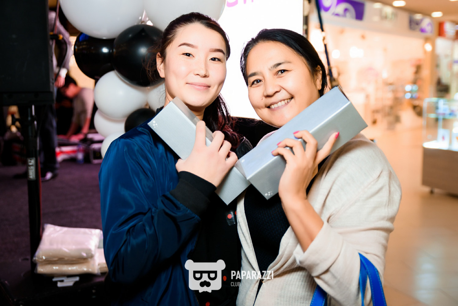 Презентация IPhone 11 в сети магазинах Мечта. ТРЦ Asia Park Астана 27.09.2019 Презентация IPhone 11 в сети магазинах Мечта. ТРЦ Asia Park