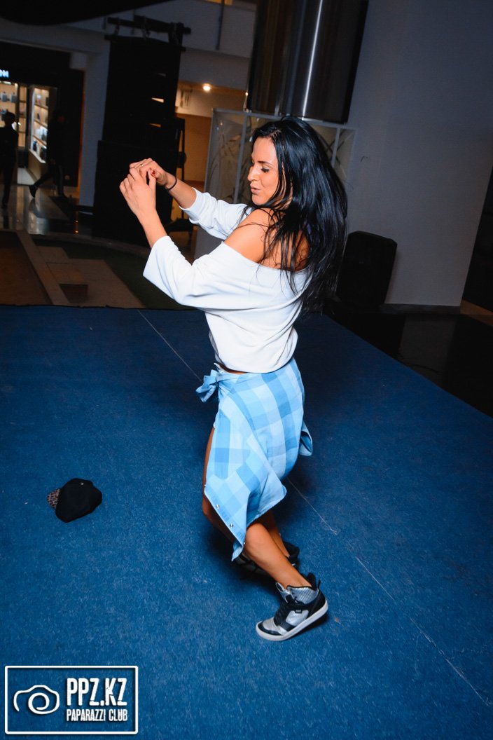 Мастер Класс по танцевальной программе Zumba Астана 09.04.2015 Мастер Класс по танцевальной программе Zumba