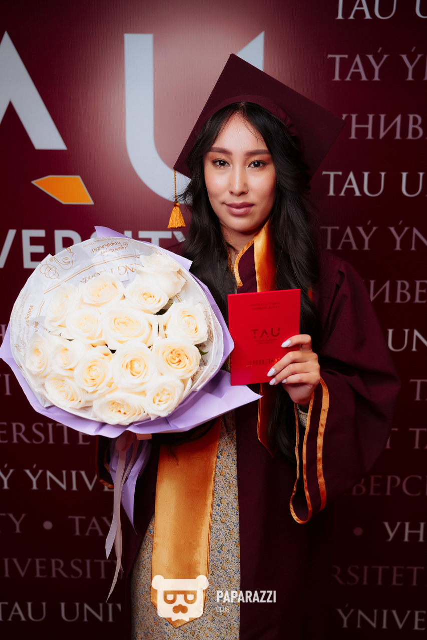 Вручение дипломов университета "TAU"