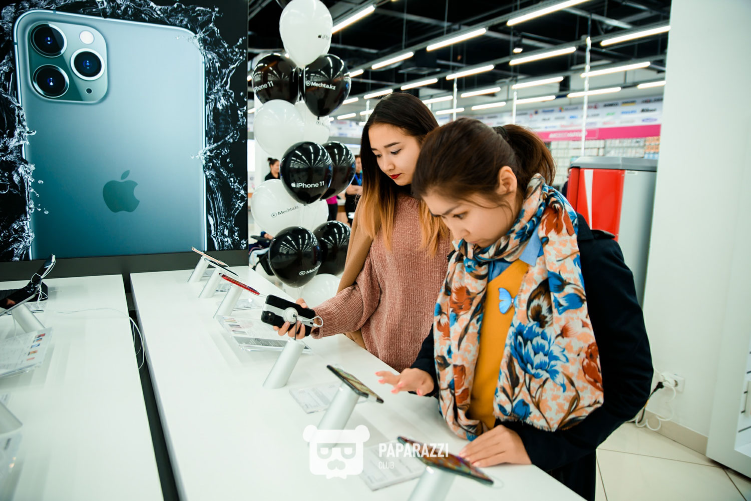 Презентация IPhone 11 в сети магазинах Мечта. ТРЦ Asia Park Астана 27.09.2019 Презентация IPhone 11 в сети магазинах Мечта. ТРЦ Asia Park