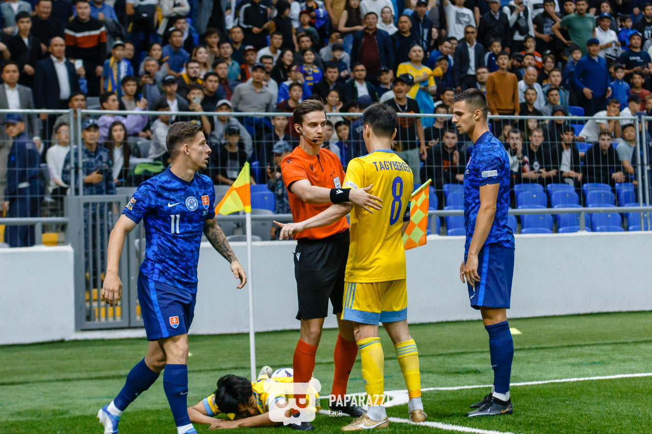 Матч Лиги Наций - Казахстан / Словакия