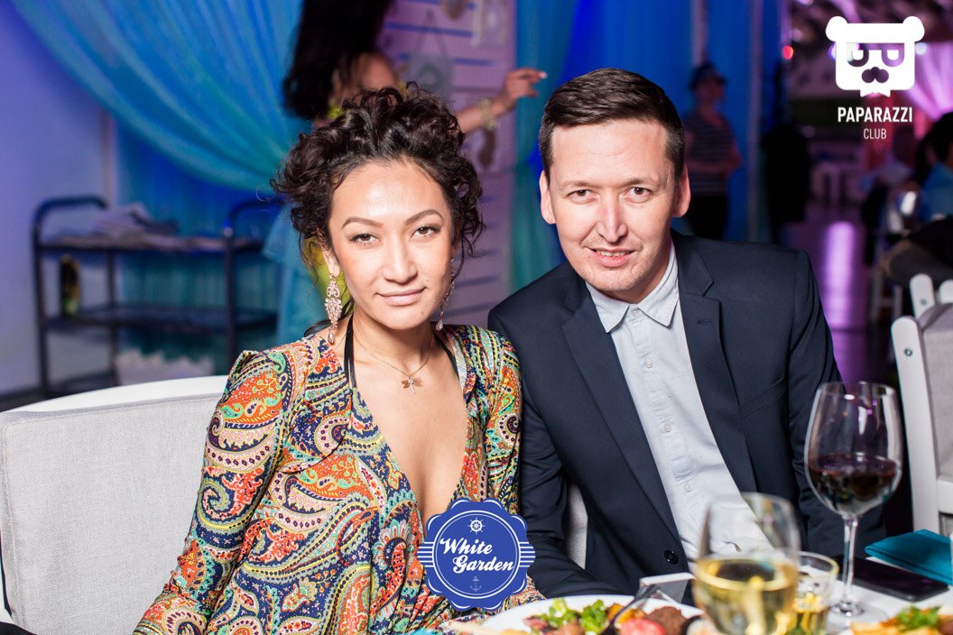 Бар "White Garden" Астана 04.06.2016 Бар "White Garden"