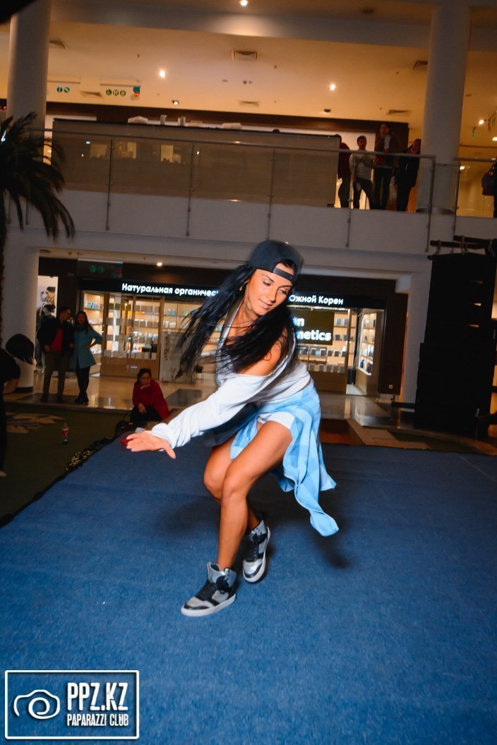 Мастер Класс по танцевальной программе Zumba Астана 09.04.2015 Мастер Класс по танцевальной программе Zumba