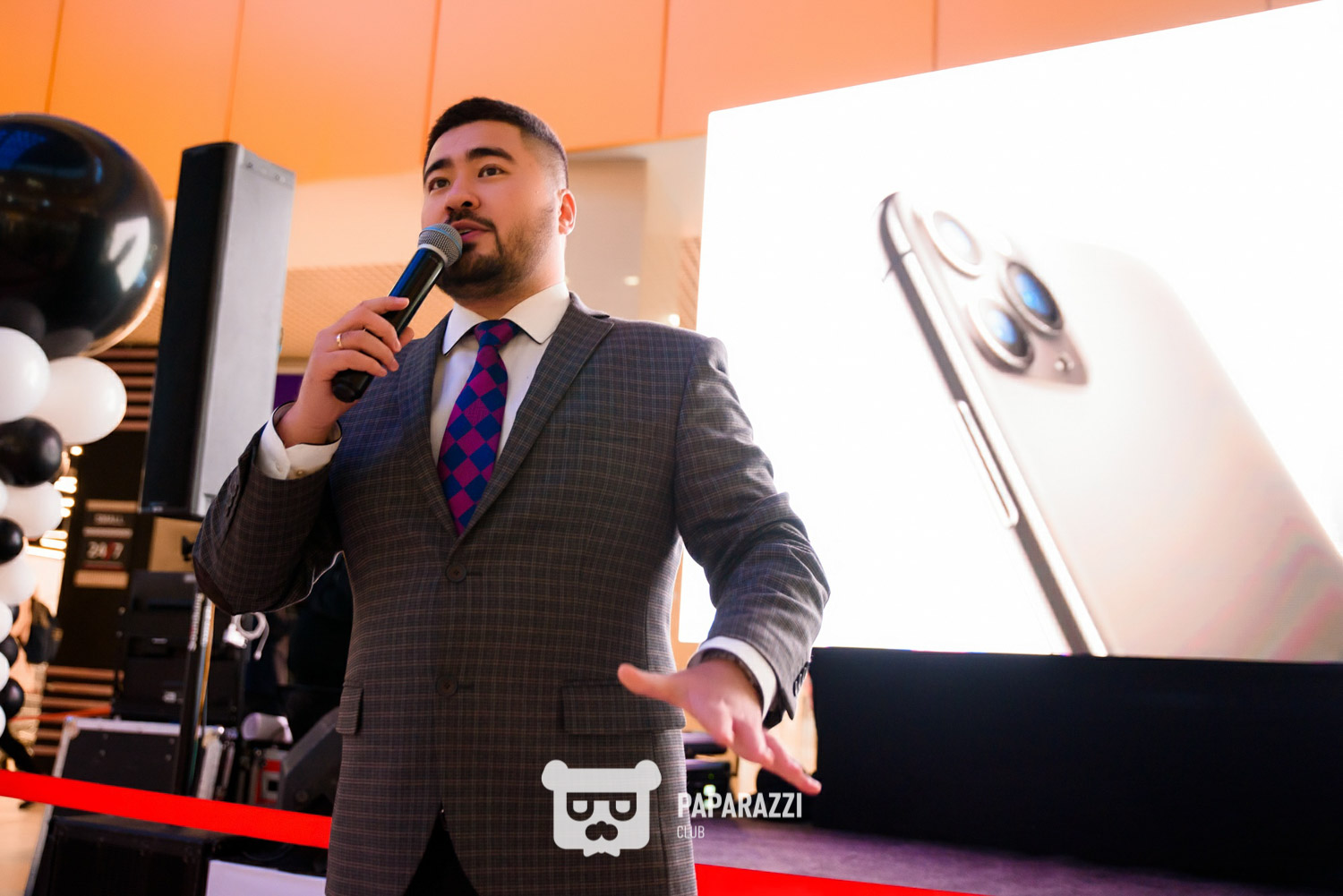 Презентация IPhone 11 в сети магазинах Мечта. ТРЦ Asia Park Астана 27.09.2019 Презентация IPhone 11 в сети магазинах Мечта. ТРЦ Asia Park