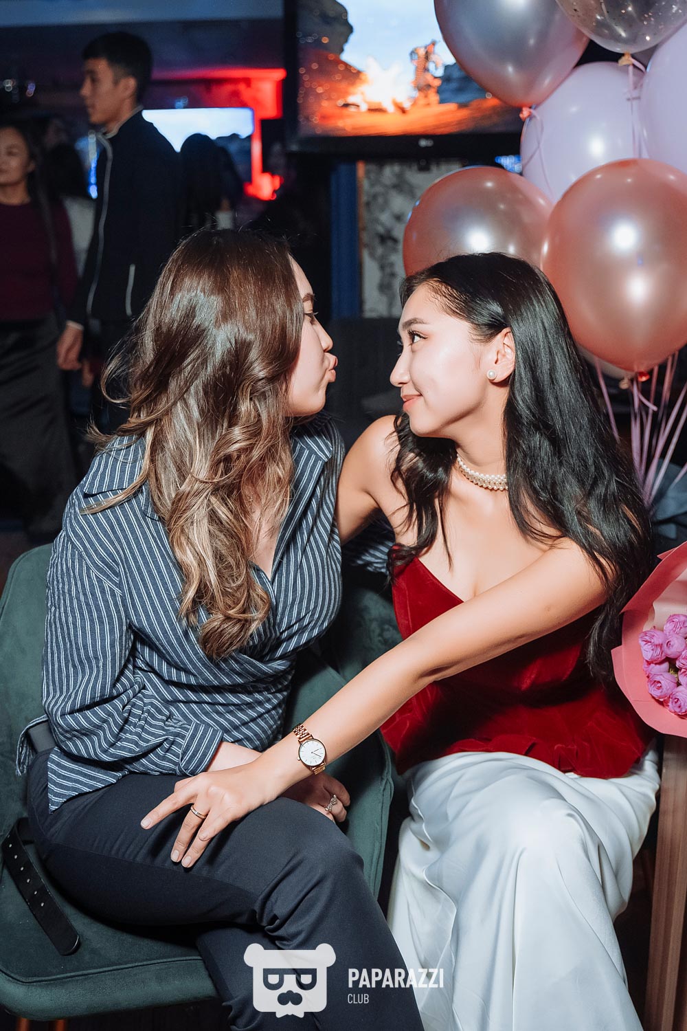 UE KARAOKE | LOUNGE BAR Астана 19.10.2024 UE KARAOKE | LOUNGE BAR