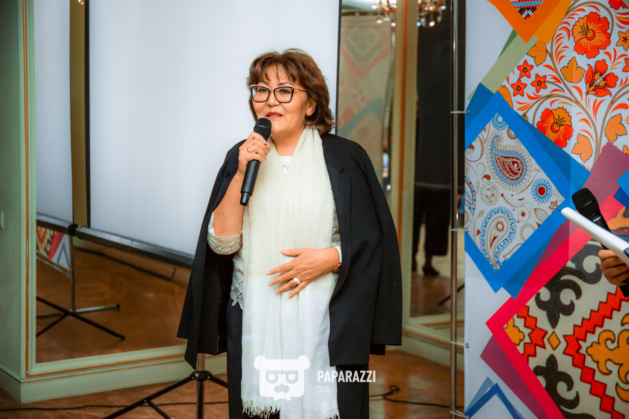 Торжественное награждение республиканского конкурса "Менің тату отбасым" Астана 05.10.2019 Торжественное награждение республиканского конкурса "Менің тату отбасым"