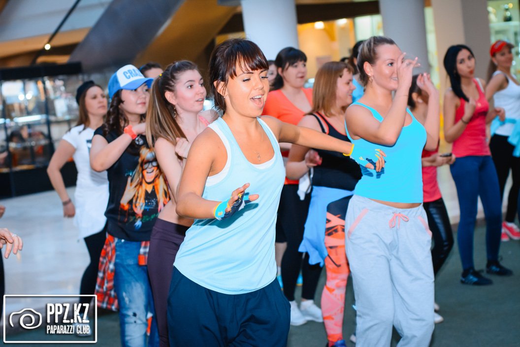 Мастер Класс по танцевальной программе Zumba Астана 09.04.2015 Мастер Класс по танцевальной программе Zumba