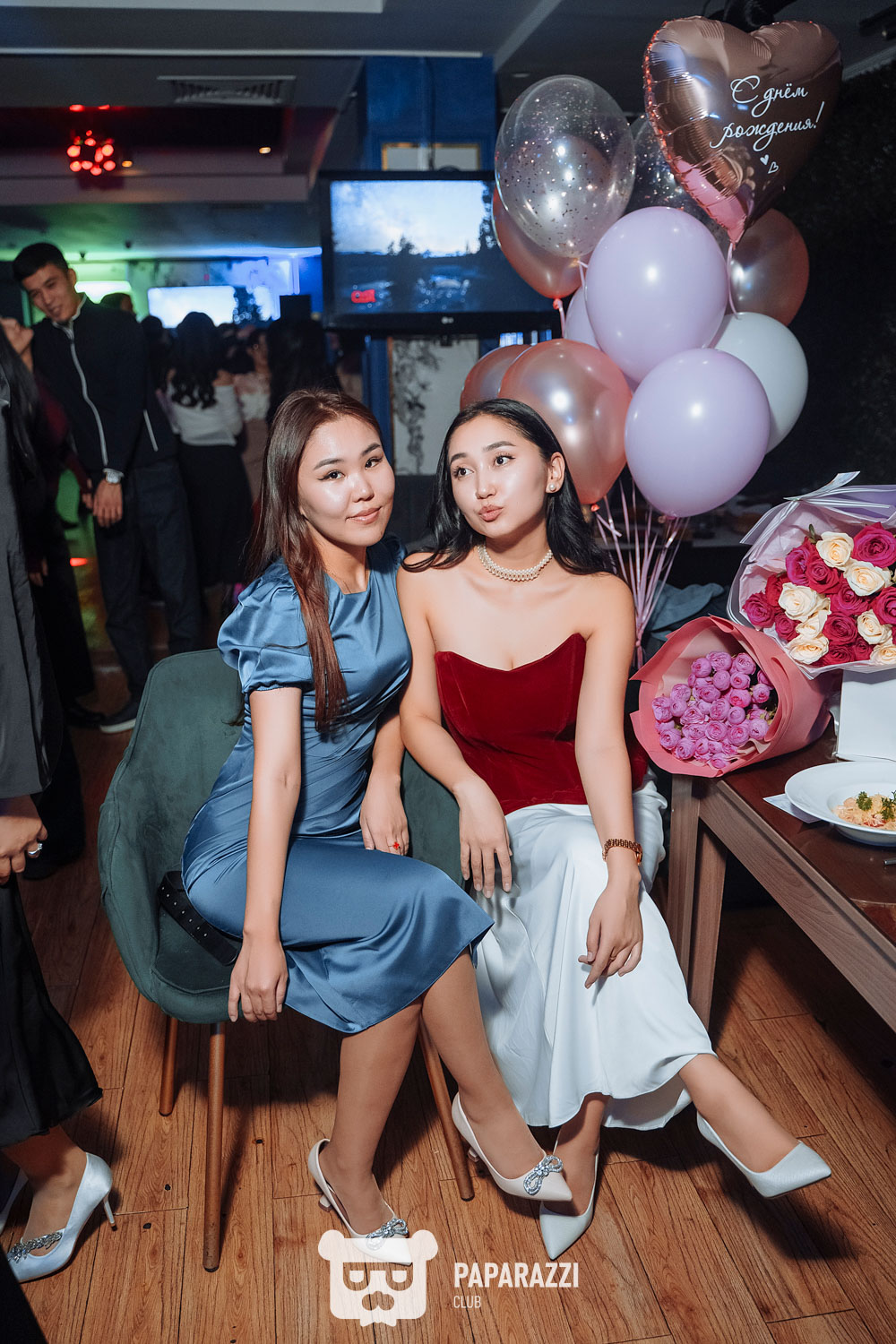 UE KARAOKE | LOUNGE BAR Астана 19.10.2024 UE KARAOKE | LOUNGE BAR