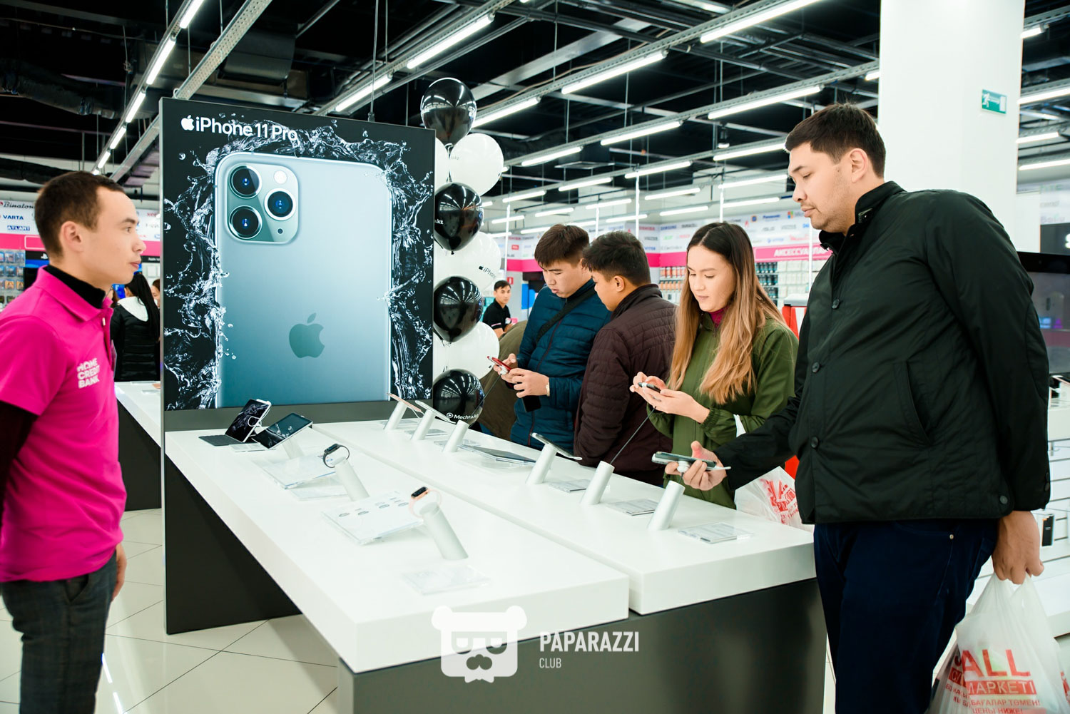 Презентация IPhone 11 в сети магазинах Мечта. ТРЦ Asia Park Астана 27.09.2019 Презентация IPhone 11 в сети магазинах Мечта. ТРЦ Asia Park