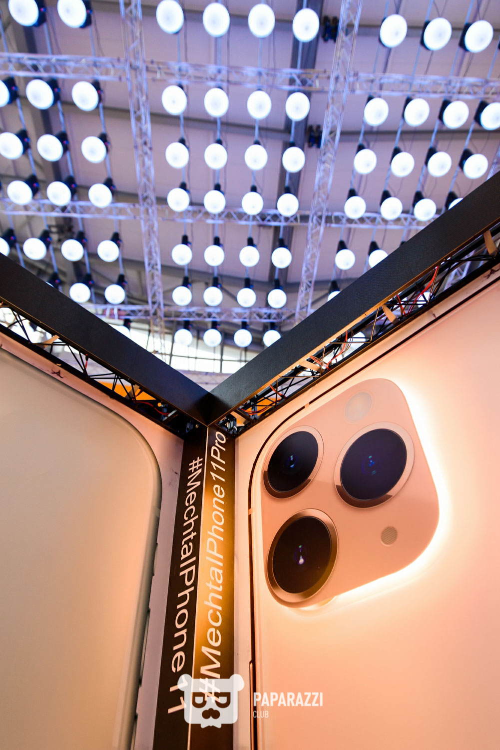 Презентация IPhone 11 в сети магазинах Мечта. ТРЦ Asia Park Астана 27.09.2019 Презентация IPhone 11 в сети магазинах Мечта. ТРЦ Asia Park