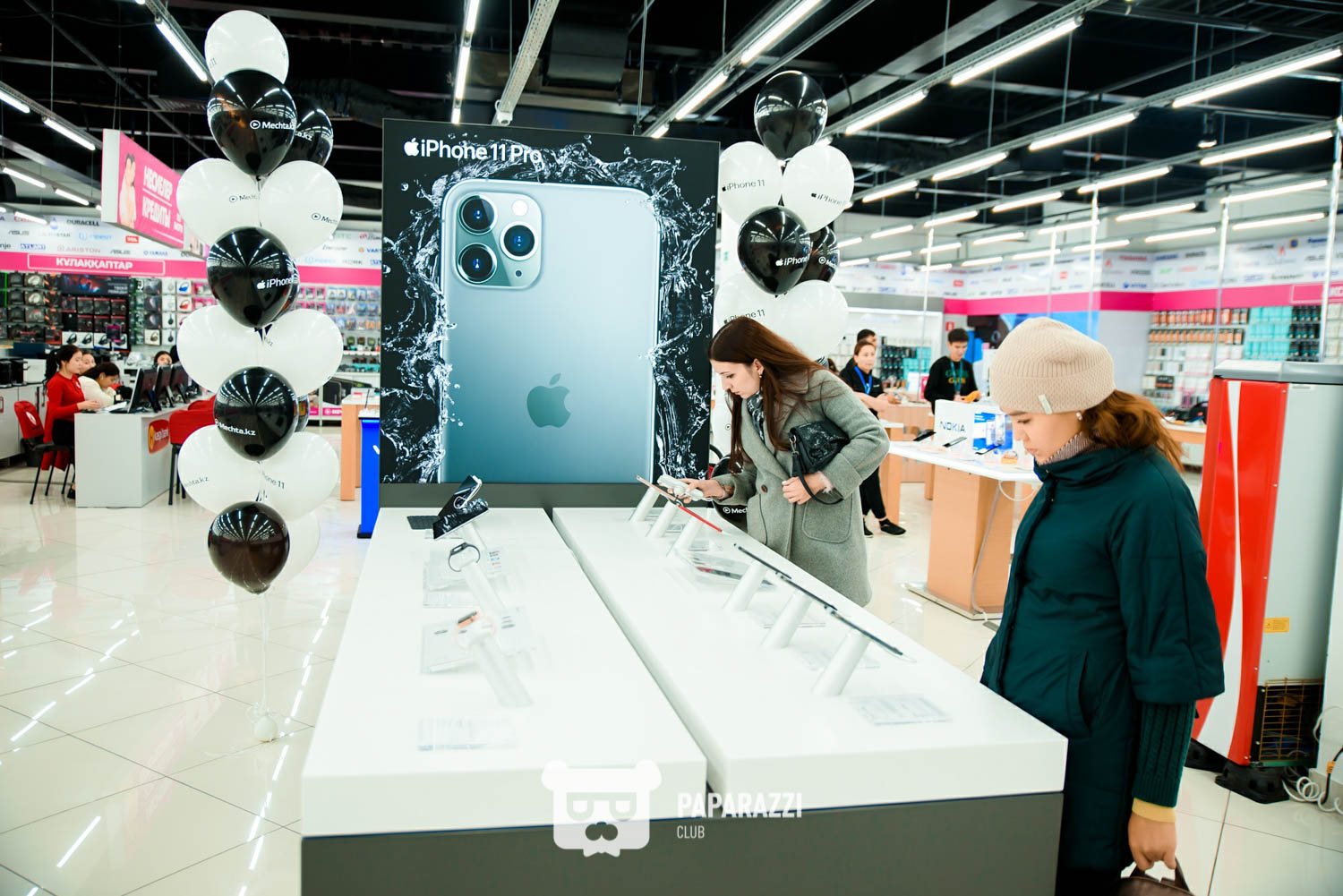 Презентация IPhone 11 в сети магазинах Мечта. ТРЦ Asia Park Астана 27.09.2019 Презентация IPhone 11 в сети магазинах Мечта. ТРЦ Asia Park
