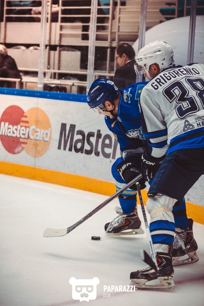 "Барыс" - "Нефтехимик" 1:2 Астана 25.01.2016 "Барыс" - "Нефтехимик" 1:2