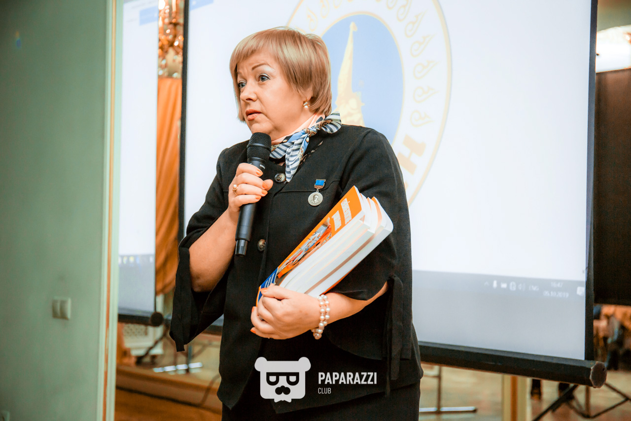 Торжественное награждение республиканского конкурса "Менің тату отбасым" Астана 05.10.2019 Торжественное награждение республиканского конкурса "Менің тату отбасым"