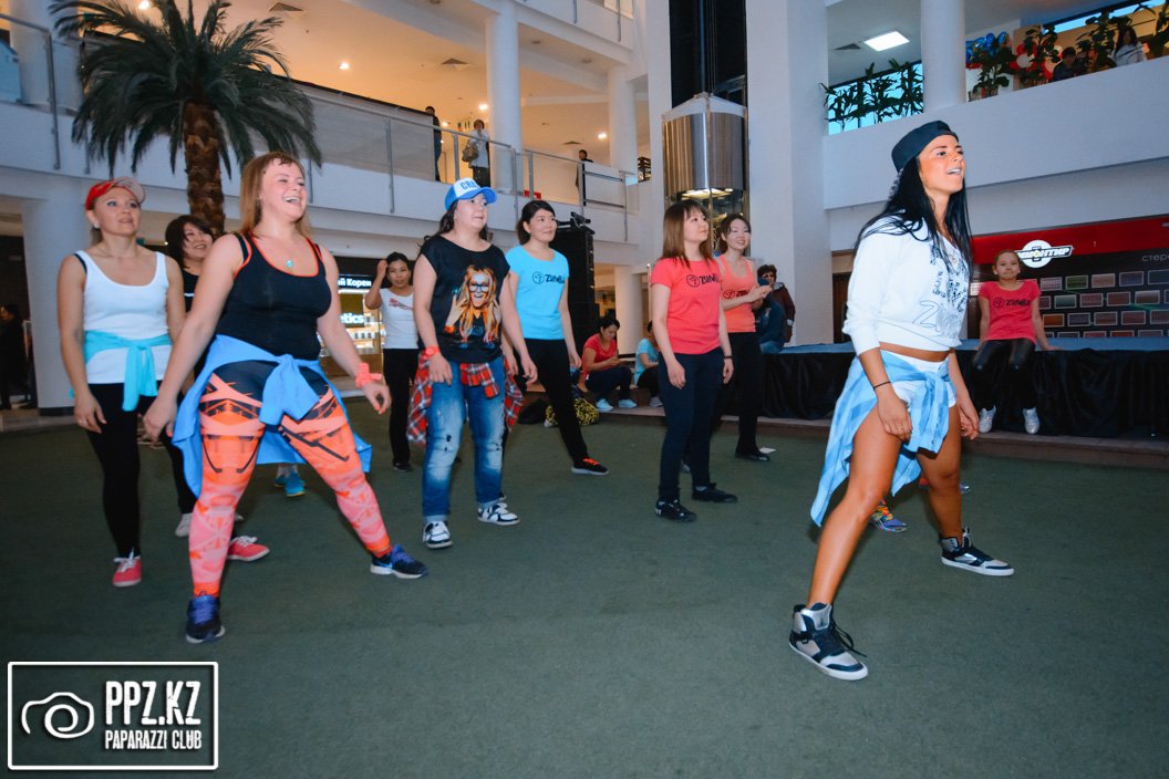 Мастер Класс по танцевальной программе Zumba Астана 09.04.2015 Мастер Класс по танцевальной программе Zumba