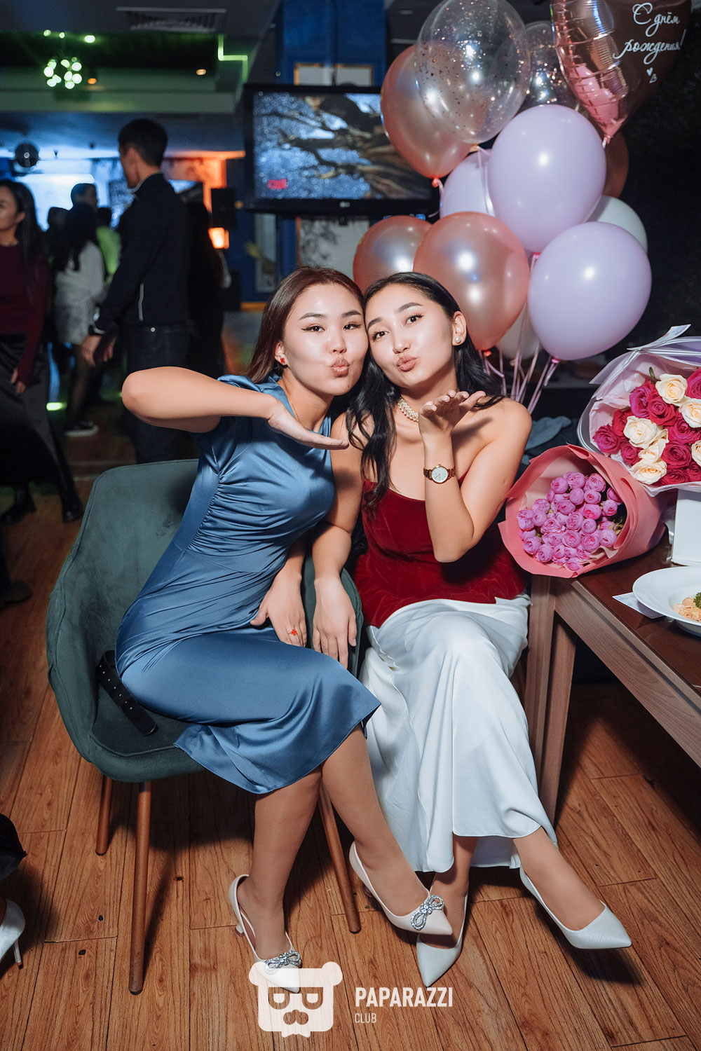 UE KARAOKE | LOUNGE BAR Астана 19.10.2024 UE KARAOKE | LOUNGE BAR