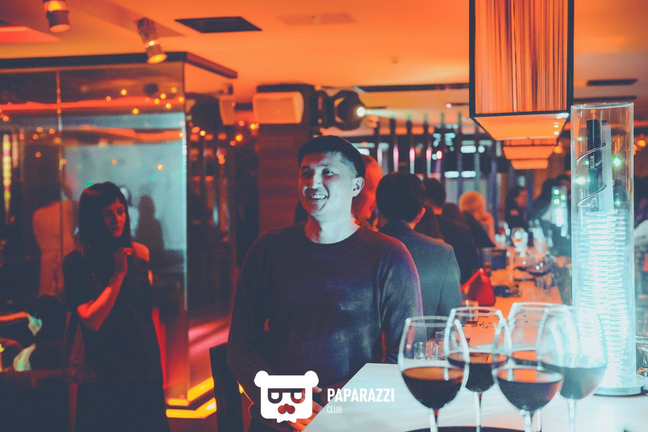 NIGHTOUT @Бархат Астана 18.11.2016 NIGHTOUT @Бархат