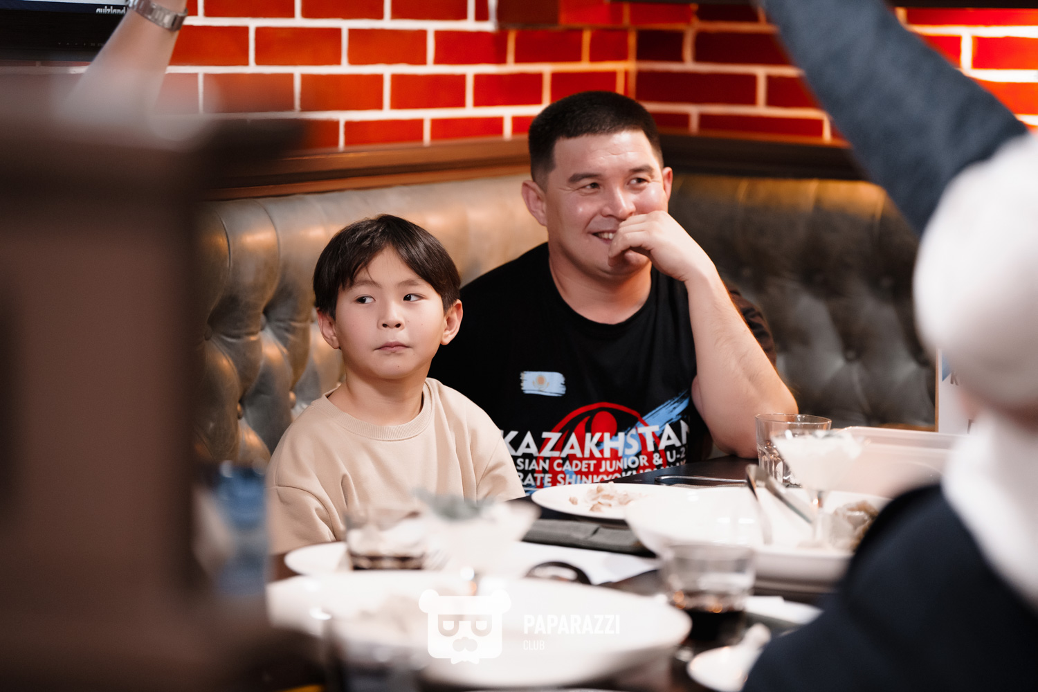 Интеллектуально-развлекательная игра Quizland Астана 09.11.2023 Интеллектуально-развлекательная игра Quizland