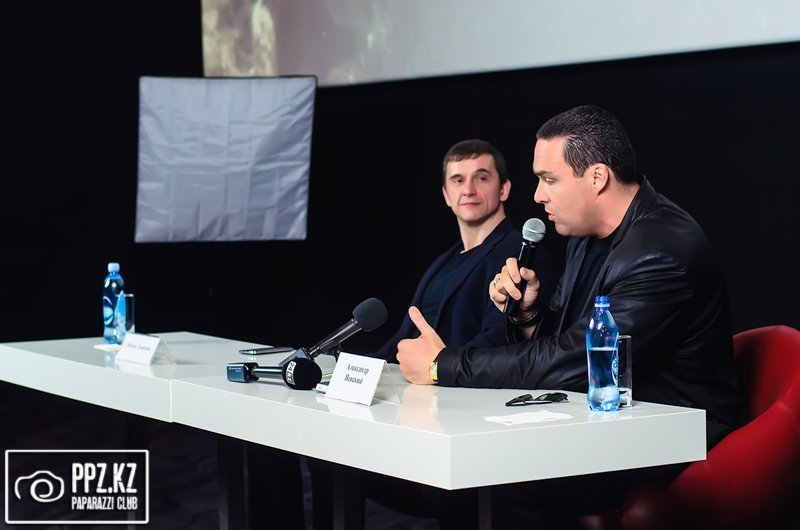 Показ фильма - «Черная Роза» @ «Kinopark 8 Saryarka» Астана 24.04.2014 Показ фильма - «Черная Роза» @ «Kinopark 8 Saryarka»