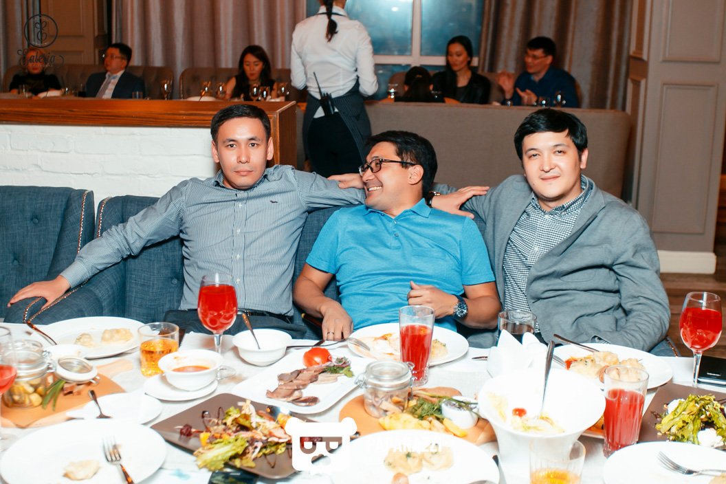 Gastrobar "Eateria" Астана 08.04.2016 Gastrobar "Eateria"