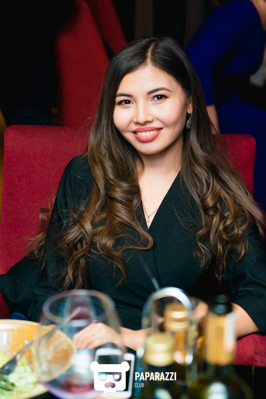 NIGHTOUT @Бархат Астана 18.11.2016 NIGHTOUT @Бархат