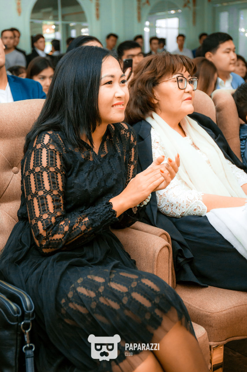 Торжественное награждение республиканского конкурса "Менің тату отбасым" Астана 05.10.2019 Торжественное награждение республиканского конкурса "Менің тату отбасым"