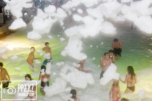 Foam party @  Sky Beach Club [05.11.11]
