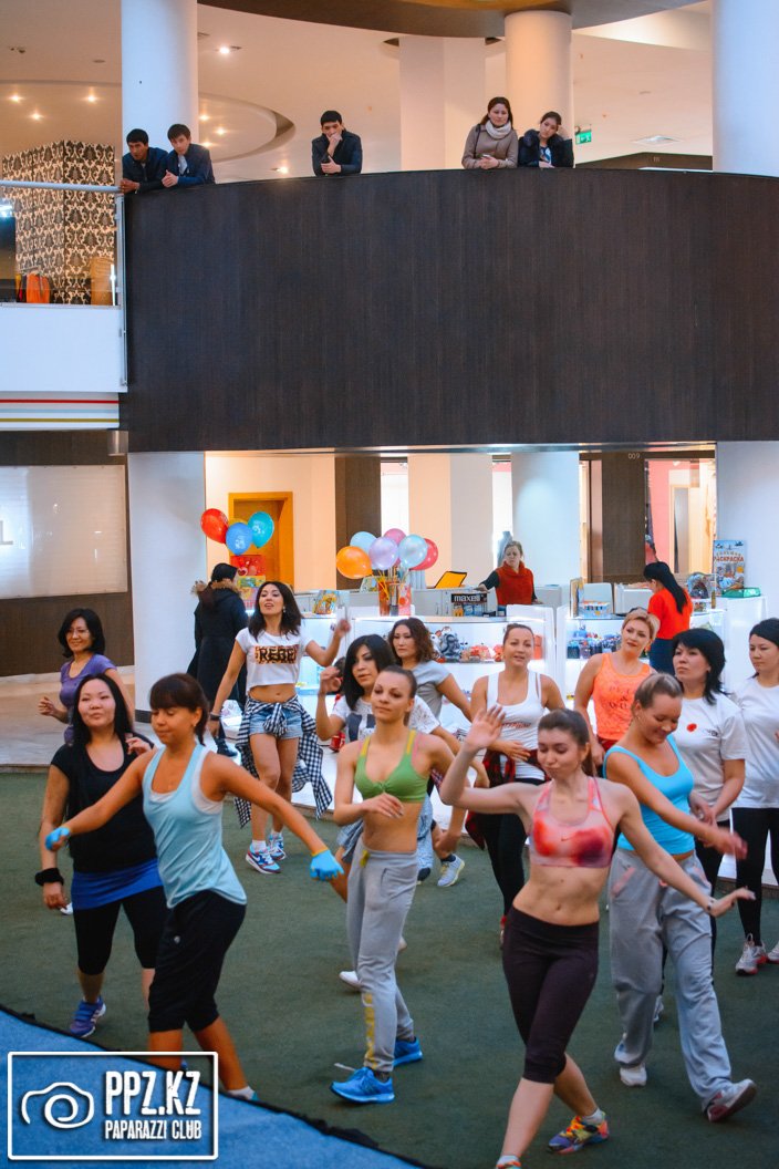 Мастер Класс по танцевальной программе Zumba Астана 09.04.2015 Мастер Класс по танцевальной программе Zumba