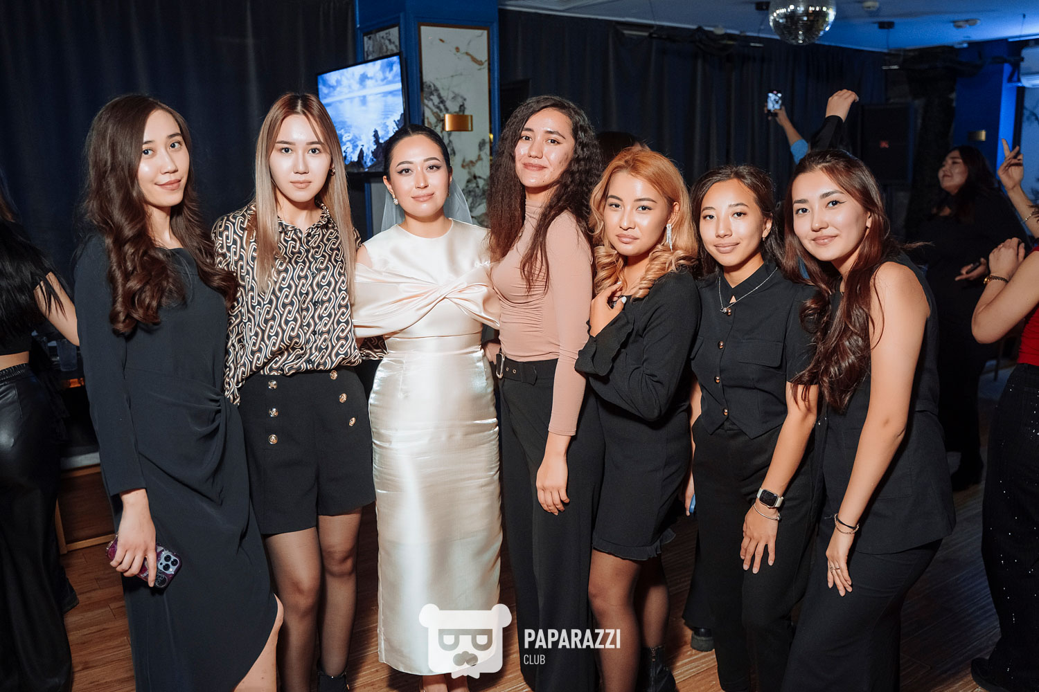 UE KARAOKE | LOUNGE BAR Астана 19.10.2024 UE KARAOKE | LOUNGE BAR