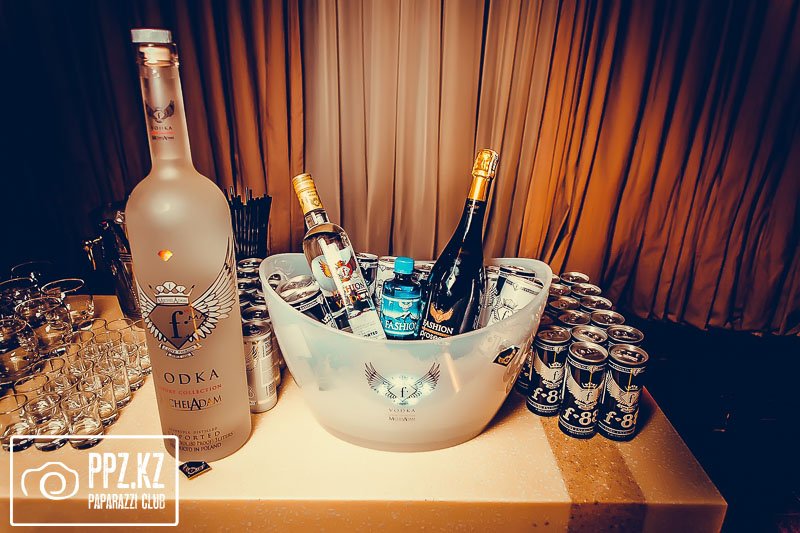 Lounge- Restaurant «Бархат» Астана 19.04.2014 Lounge- Restaurant «Бархат»