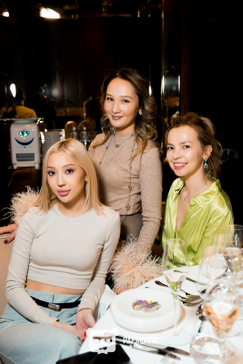 Ресторан Selfie Астана 19.12.2024 Ресторан Selfie