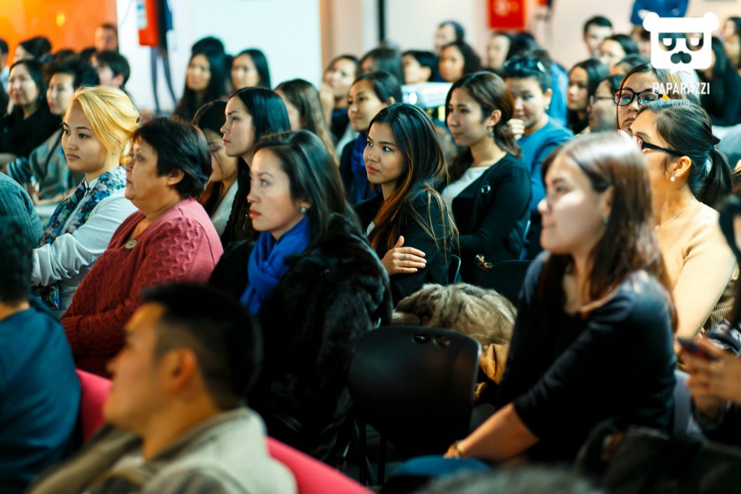 Pecha Kucha КОВОРКИНГ MULTISPACE Астана 20.11.2015 Pecha Kucha КОВОРКИНГ MULTISPACE